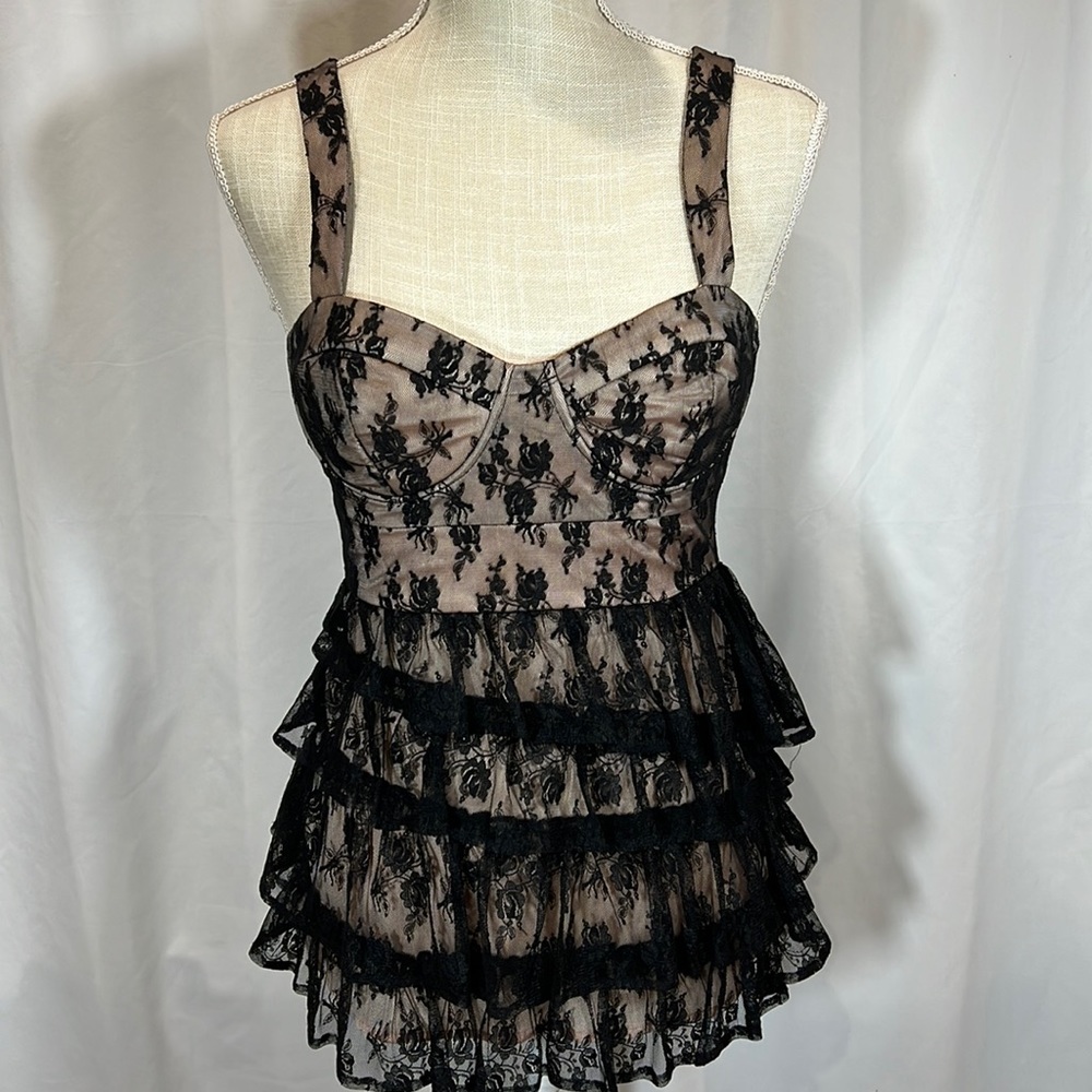 Forever 21 XXI Women’s Lace Ruffled Tank Size XS